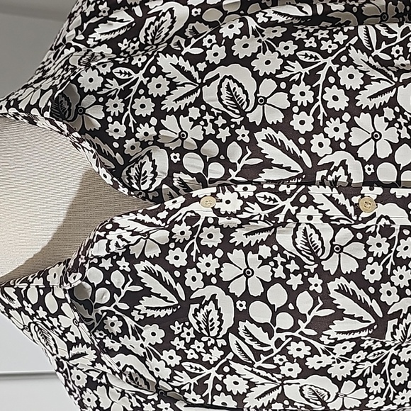 RALPH LAUREN, NWT brown tropical print women's button-down blouse. Size XL - Picture 2 of 12